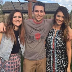 Meet your Posher, Candi